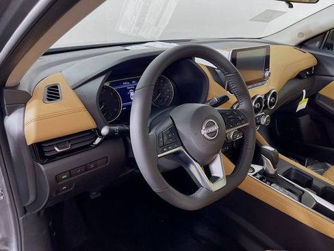 New 2025 Nissan Sentra SV w/ SV Premium Package image 7