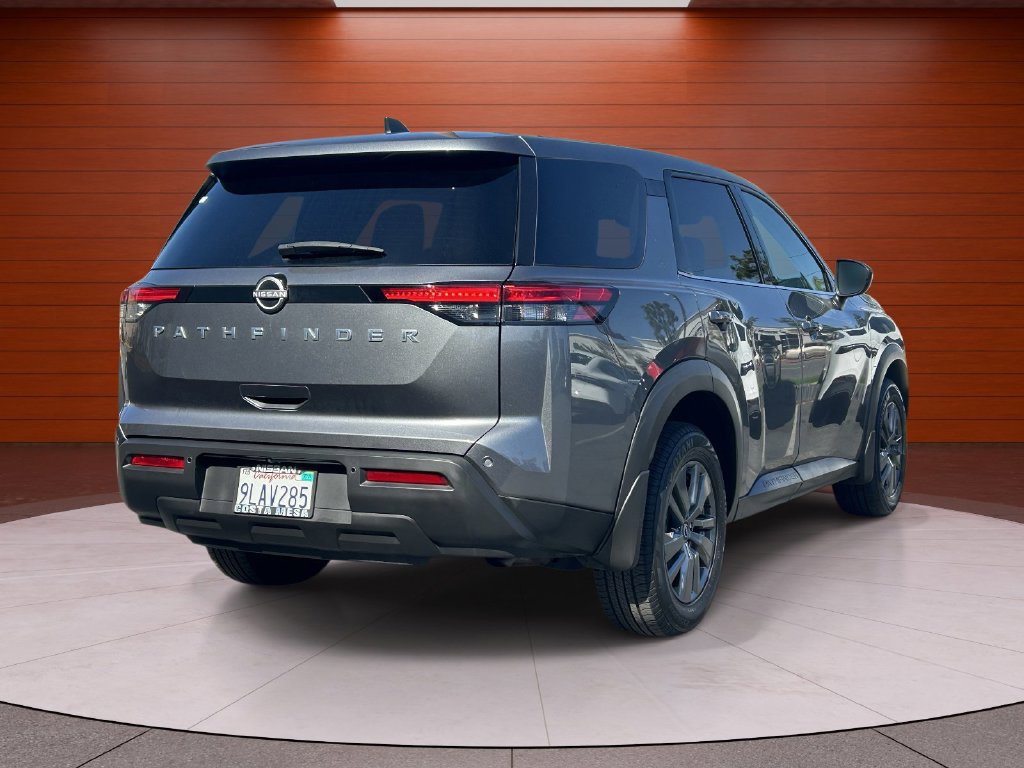 Used 2024 Nissan Pathfinder S FWD image 4