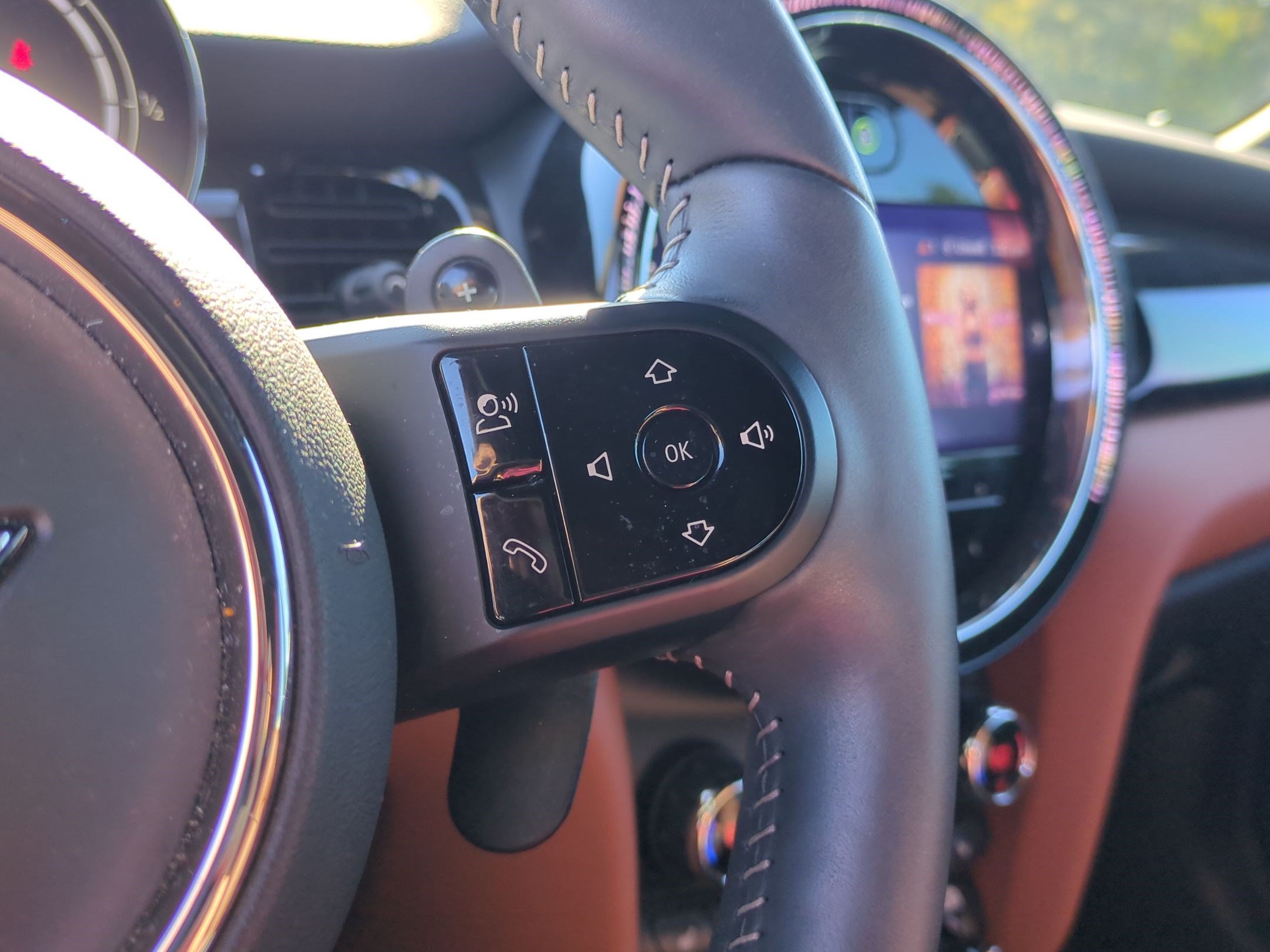 Used 2024 MINI Cooper S w/ Signature Upholstery Package FWD image 20