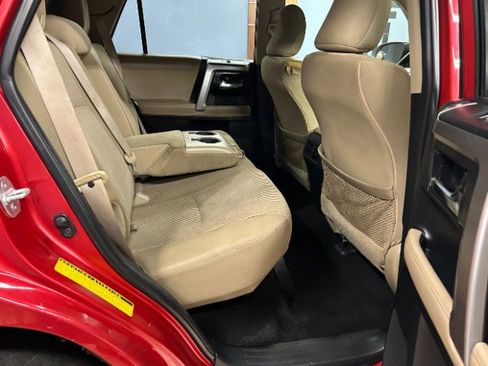 Used 2016 Toyota 4Runner SR5 image 12