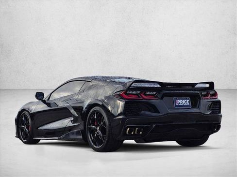 Used 2020 Chevrolet Corvette Stingray Preferred Cpe w/ 2LT Preferred Equipment Group RWD image 9