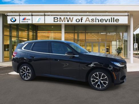 Used 2025 BMW X3 xDrive30i w/ Premium Package image 1