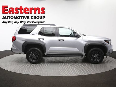 Used 2025 Toyota 4Runner SR5 AWD/4WD image 44