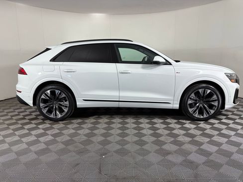 New 2026 Audi Q8 Premium Plus image 8
