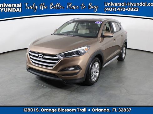 Used 2017 Hyundai Tucson SE Plus FWD image 1