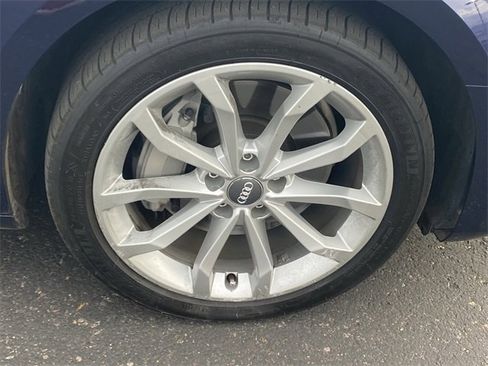 Used 2019 Audi A4 2.0T Premium Plus w/ Premium Plus Package image 4