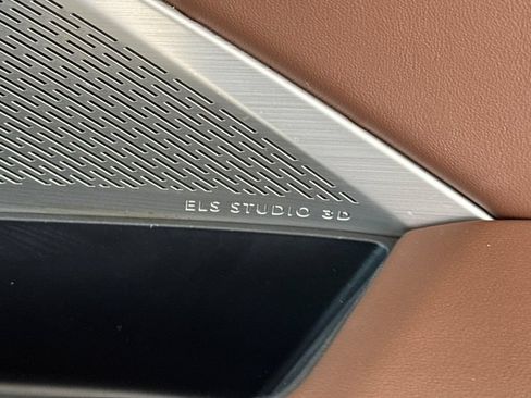 Used 2023 Acura MDX SH-AWD w/ Advance Package image 24