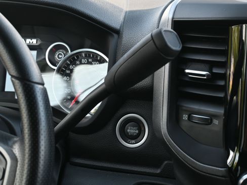 Used 2024 RAM 3500 Tradesman w/ Chrome Appearance Group image 22