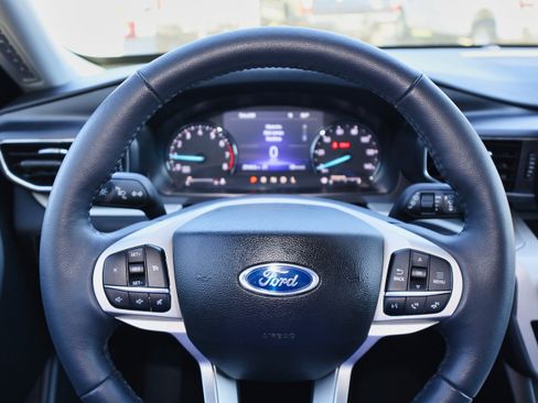 Used 2023 Ford Explorer XLT w/ Equipment Group 202A image 20