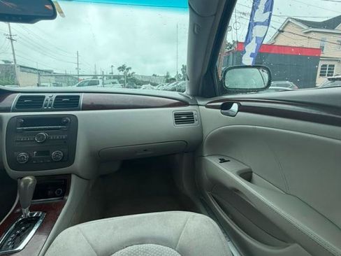 Used 2011 Buick Lucerne CX FWD image 20