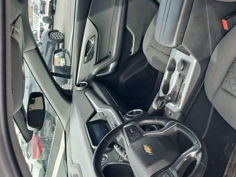 Used 2020 Chevrolet Blazer LT image 13