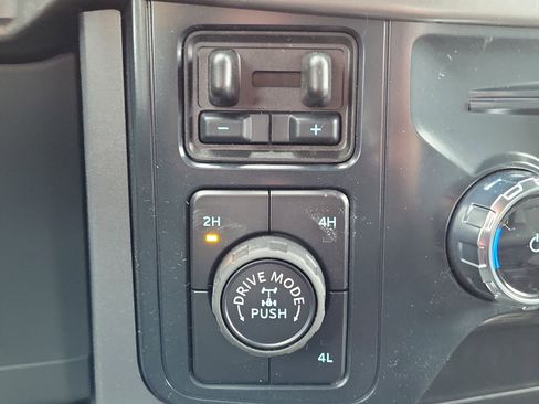 New 2026 Ford F150 XLT image 30