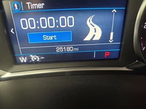 Used 2024 GMC Terrain SLE image 16