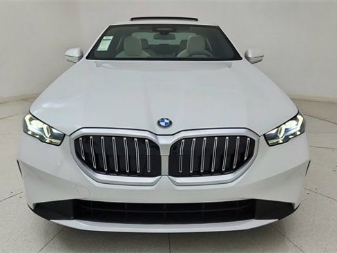 Used 2026 BMW 540i xDrive image 13