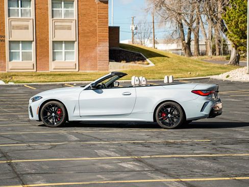 Used 2023 BMW 440i xDrive Convertible w/ Premium Package image 12