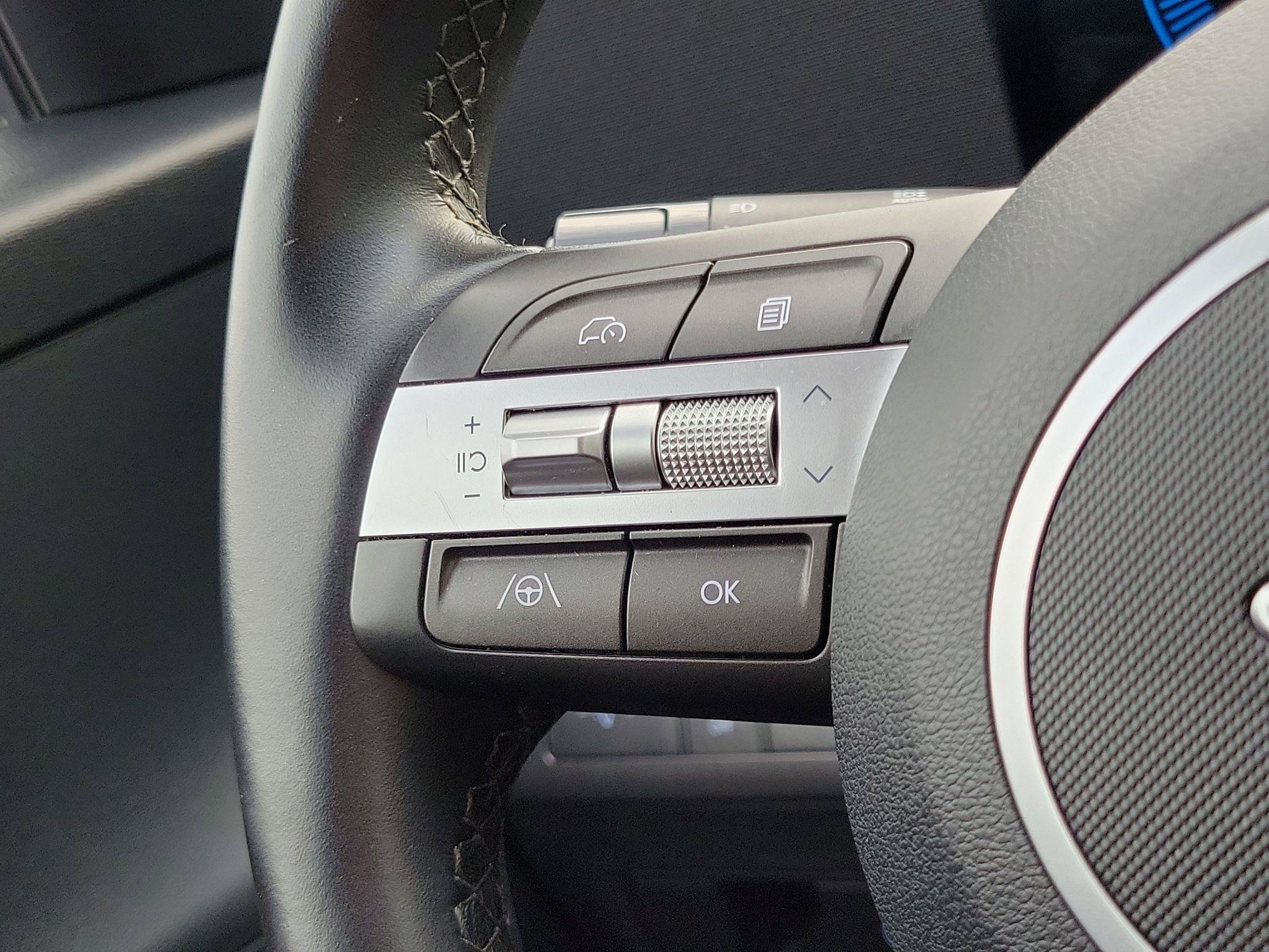Used 2025 Hyundai Kona SEL AWD/4WD image 11