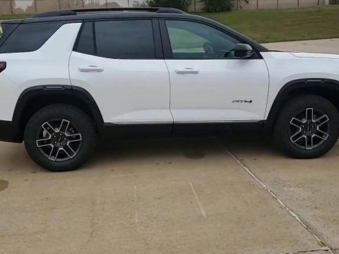 New 2026 GMC Terrain AT4 w/ Convenience Package III image 9