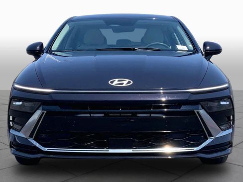 Used 2025 Hyundai Sonata SEL FWD image 4