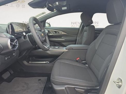 New 2026 Chevrolet Equinox EV LT FWD image 9