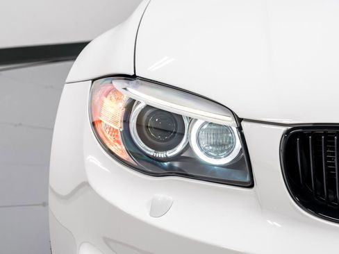 Used 2011 BMW 1 Series M image 36