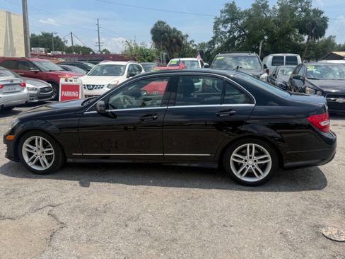 Used 2014 Mercedes-Benz C 250 Sedan image 5
