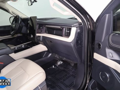 Used 2022 Ford Expedition Platinum image 46
