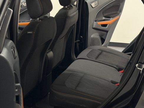 Used 2022 Ford EcoSport SE w/ SE Appearance Package AWD/4WD image 9