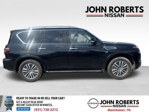 Used 2022 Nissan Armada SL w/ Captain's Chairs Package RWD image 7