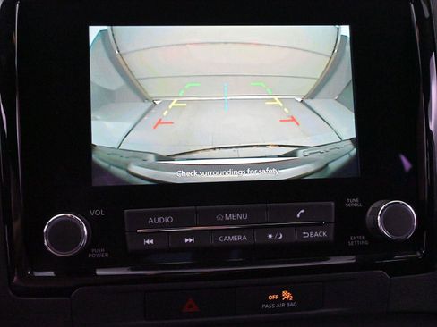 Used 2023 Nissan Frontier SV w/ Midnight Edition Package image 21