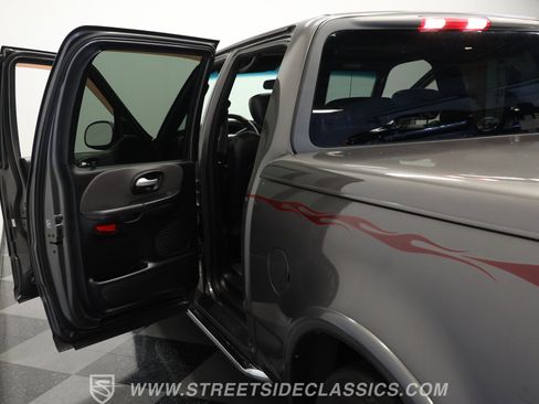 Used 2002 Ford F150 Harley-Davidson RWD image 33