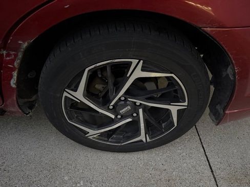 Used 2010 Ford Fusion SEL image 10