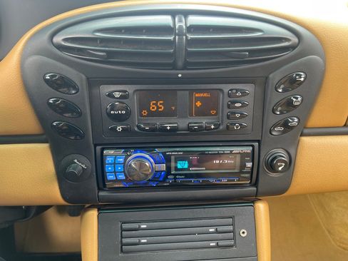 Used 2000 Porsche Boxster image 28