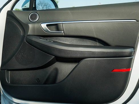 New 2026 Hyundai Sonata SEL FWD image 8