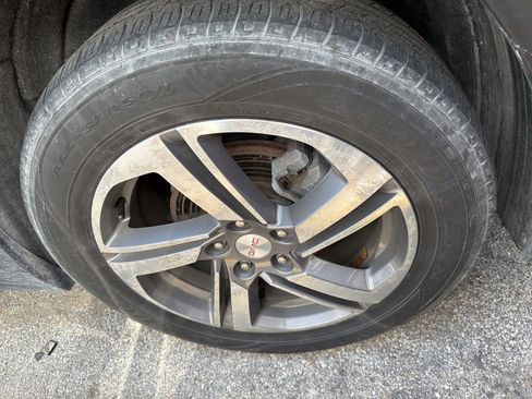 Used 2019 GMC Terrain SLT w/ Preferred Package AWD/4WD image 12