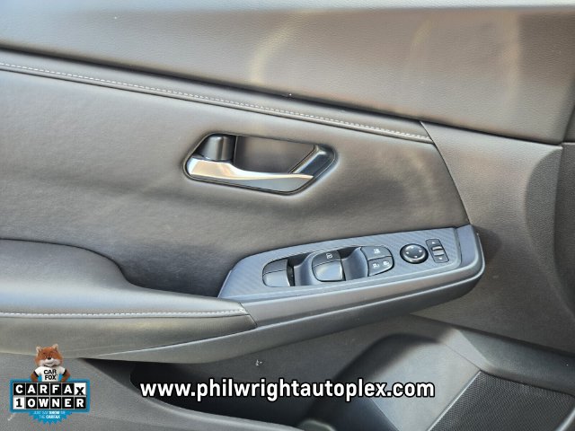 Used 2025 Nissan Sentra SV FWD image 29