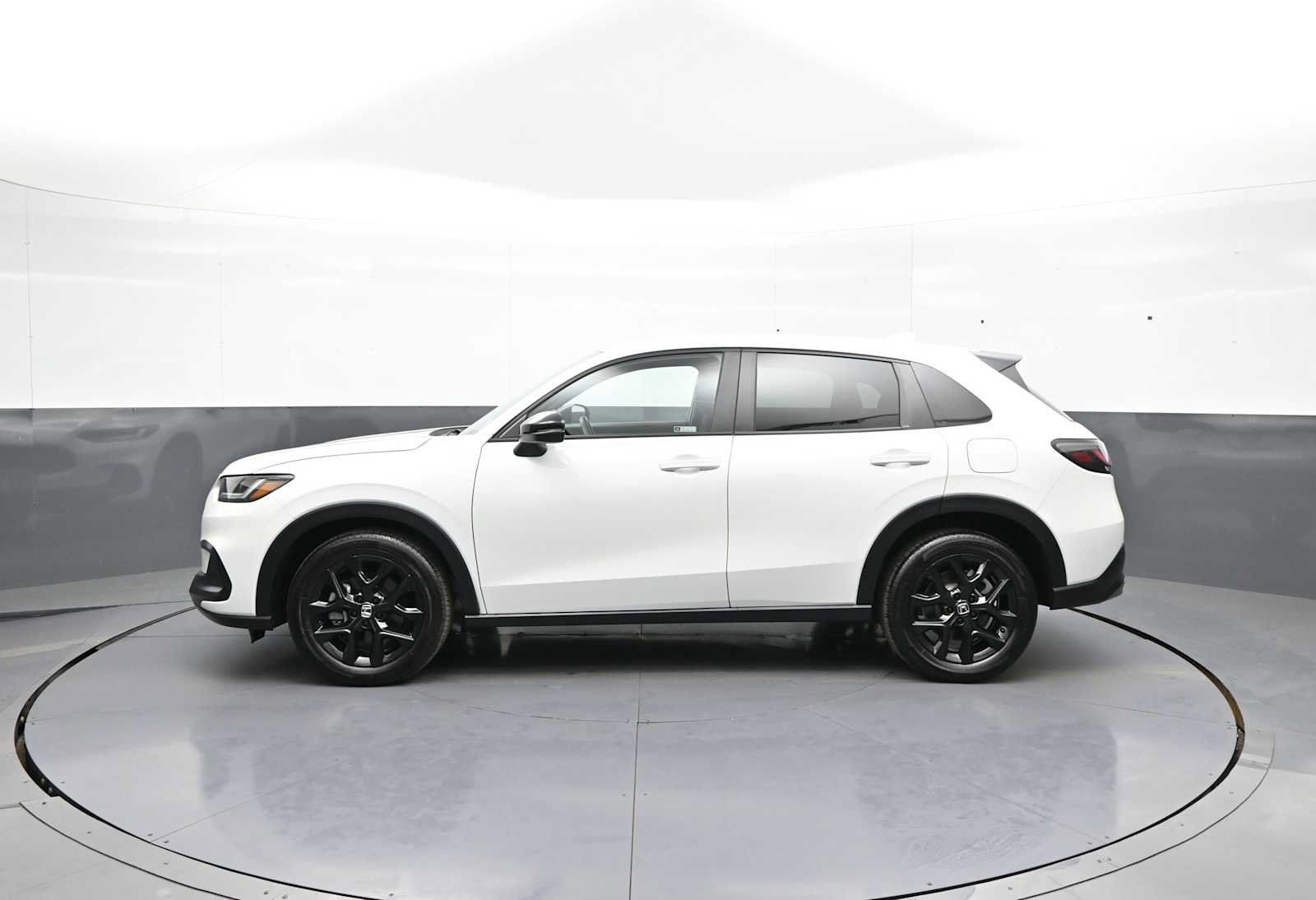 Certified 2024 Honda HR-V Sport image 8