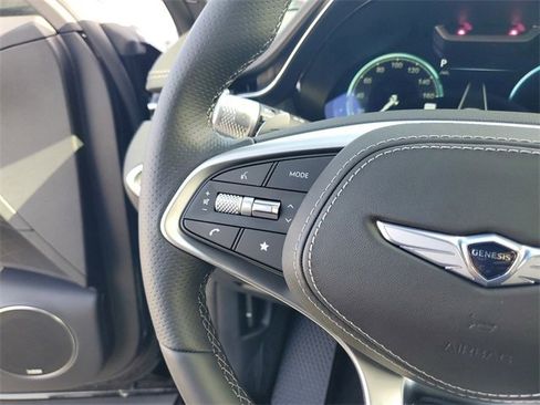 New 2025 Genesis GV70 2.5T w/ Sport Prestige Package image 22