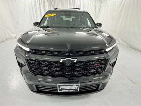 Used 2024 Chevrolet Traverse RS w/ LPO, Floor Liner Package AWD/4WD image 8