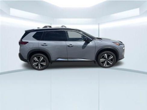 Used 2021 Nissan Rogue Platinum AWD/4WD image 5