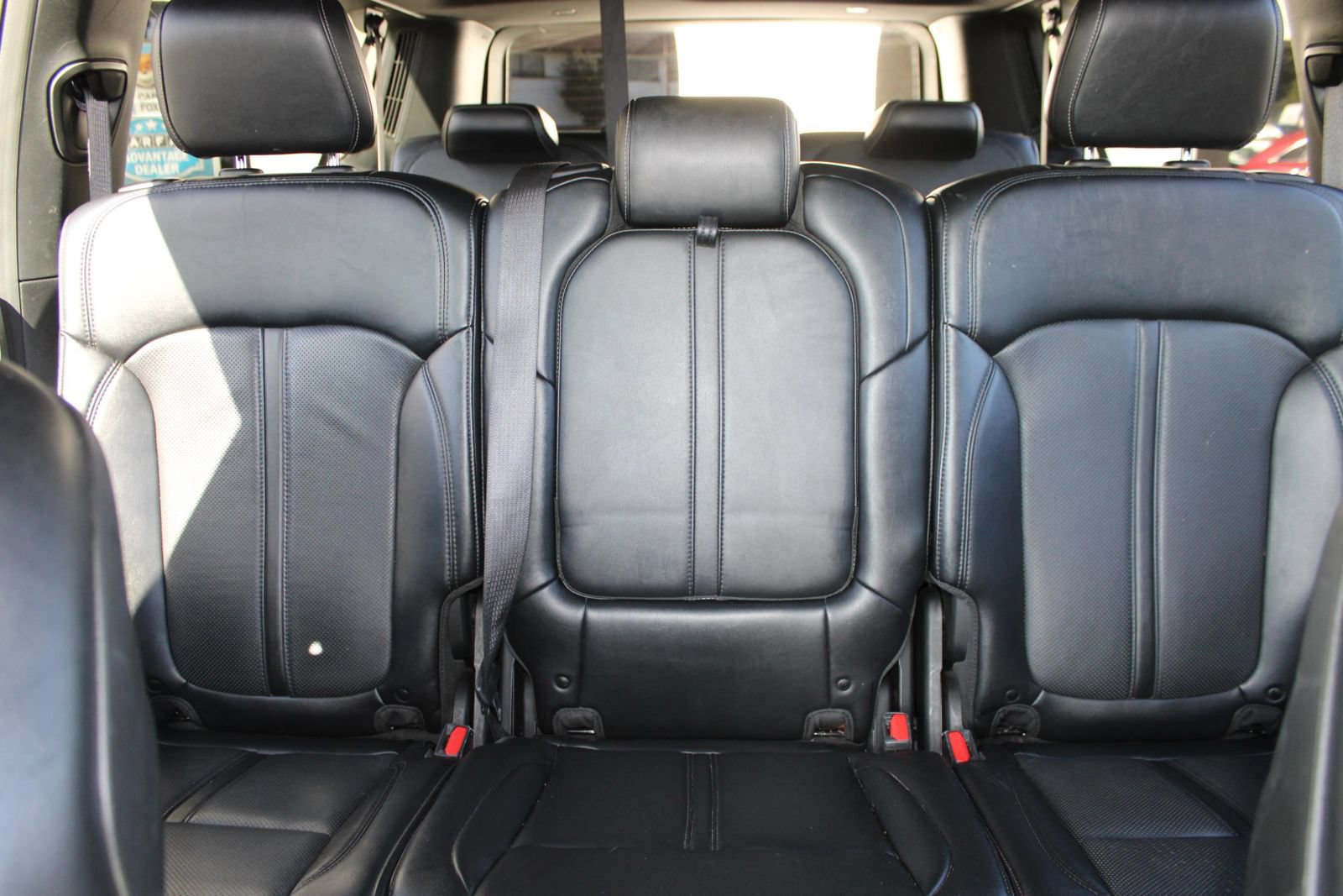 Used 2024 Jeep Wagoneer L Series II RWD image 10