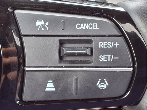 Used 2023 Honda Pilot Touring image 31
