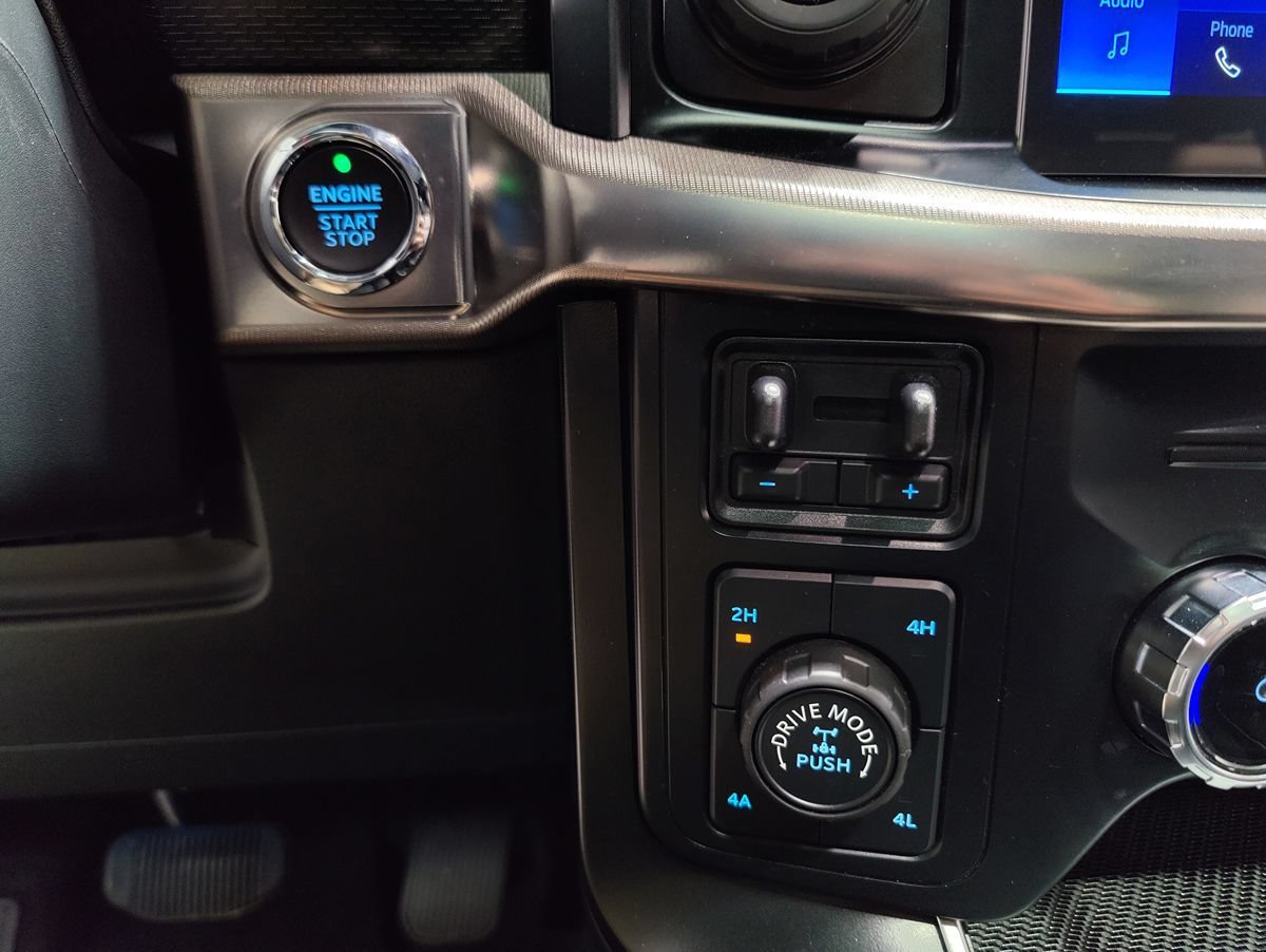 Used 2023 Ford F150 Raptor w/ Raptor 37 Performance Package AWD/4WD image 46