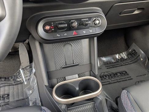 Certified 2025 MINI Cooper S image 15