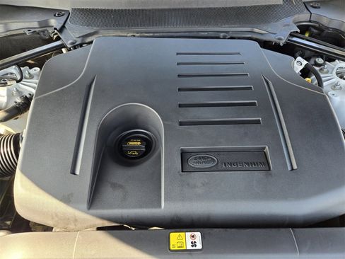 Used 2022 Land Rover Range Rover Sport HSE Silver Edition image 30