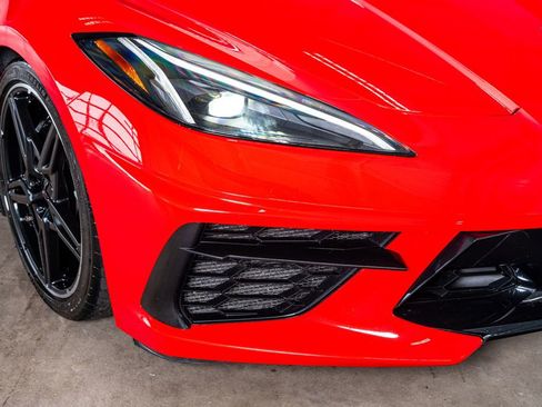 Used 2024 Chevrolet Corvette Stingray Coupe w/ Z51 Performance Package image 18