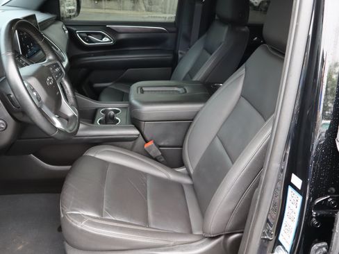 Used 2023 Chevrolet Tahoe Z71 w/ Off-Road Capability Package AWD/4WD image 19