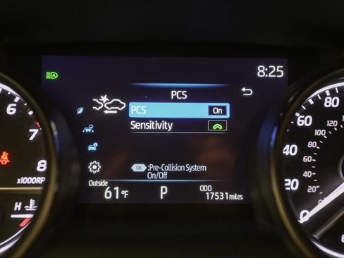 Used 2023 Toyota Camry SE image 36