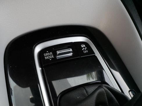 Used 2024 Toyota Corolla SE FWD image 28