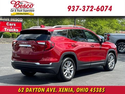 Used 2022 GMC Terrain SLT FWD image 4