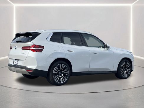 Used 2025 BMW X3 xDrive30i w/ Premium Package image 25